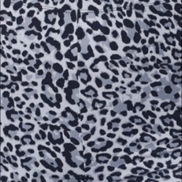 NEW Plus Size Leopard Print biker shorts - Picture 5 of 7